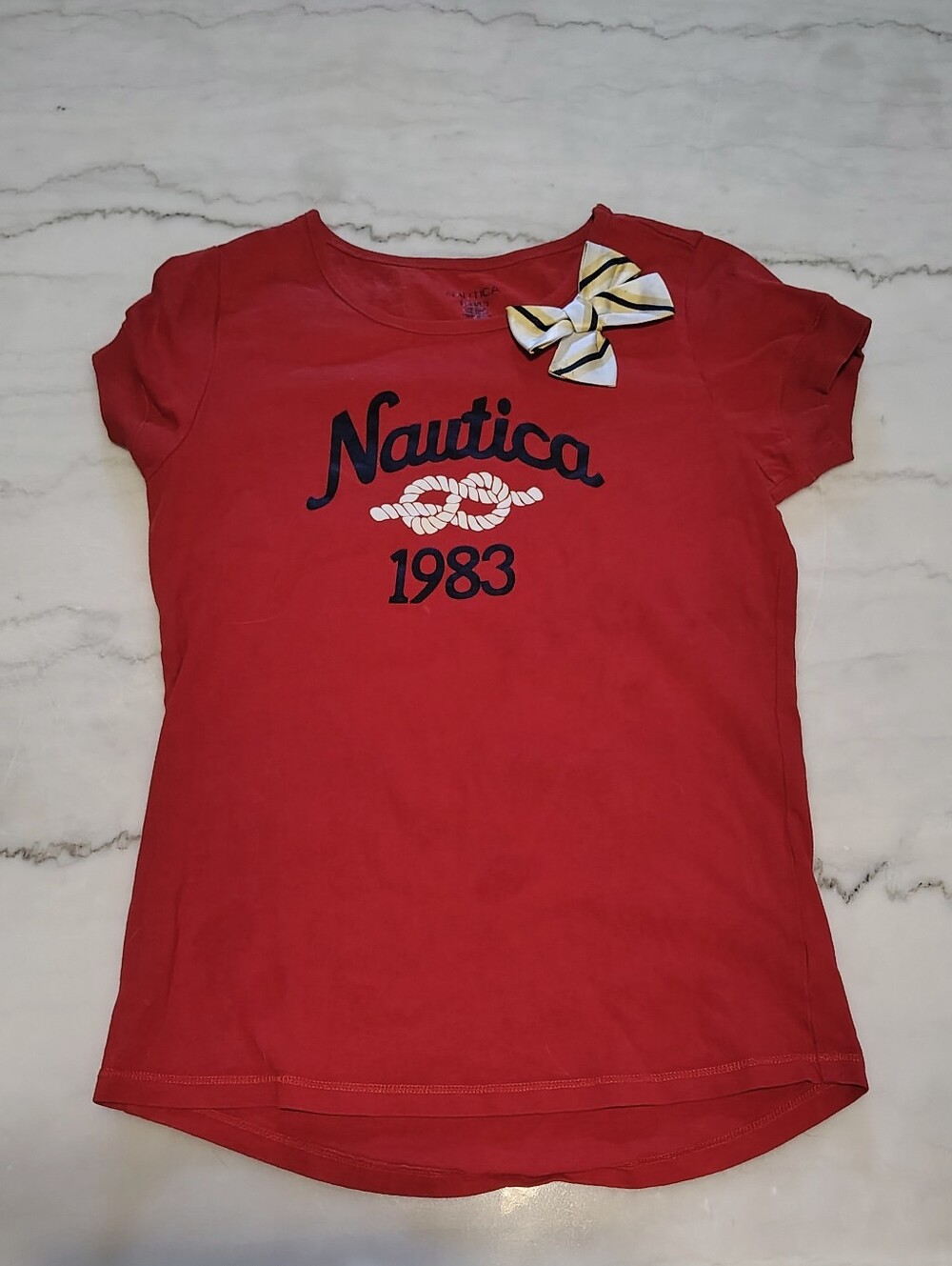 Nautica 100% Cotton Sailors Knot 1983 Bow Red Tee Size Large Girls